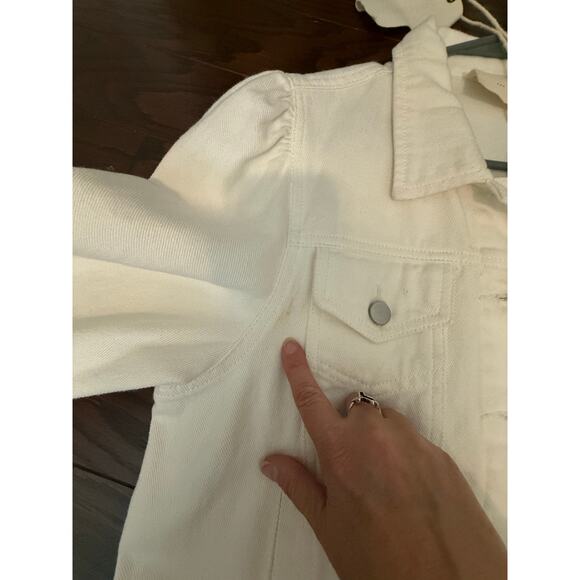 Savanna Jane white puff shoulder 3/4 sleeve denim jacket  small NWT - Picture 9 of 10
